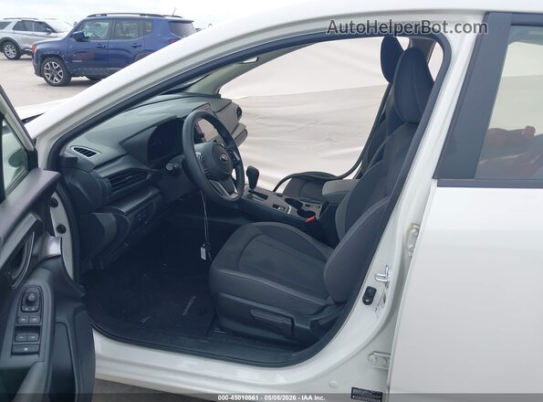 JF1GUABC1R8861174 2024 SUBARU IMPREZA Белый Вид салона спереди