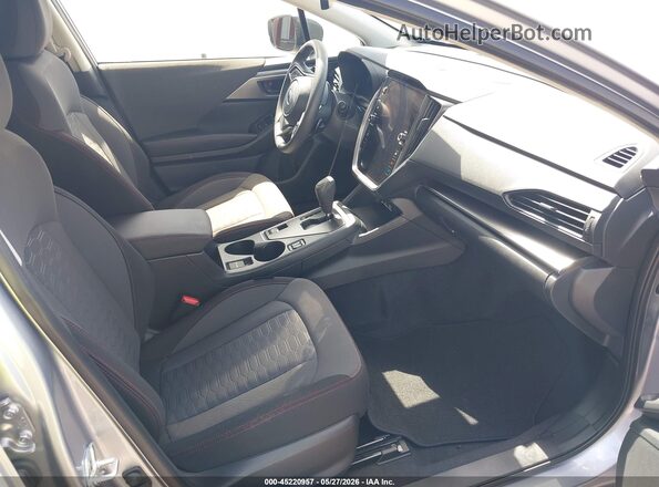 JF1GUAFC8R8390635 2024 SUBARU IMPREZA Silver Սալոնի դիմացի տեսք