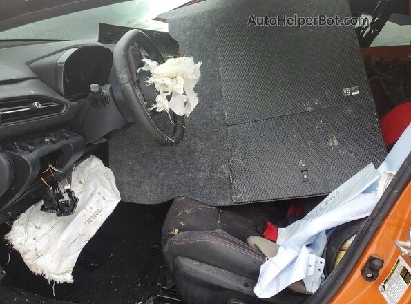 JF1VBAL65N9009744 2022 SUBARU WRX Orange Widok wnętrza z przodu