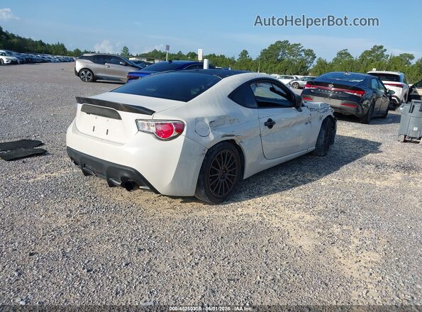 JF1ZNAA12H9709953 2017 TOYOTA 86 White უკანა მარჯვენა