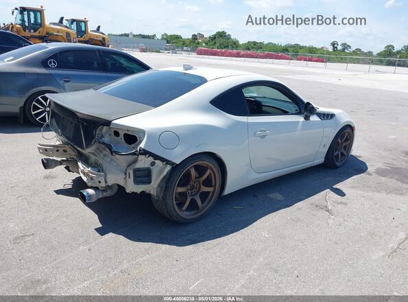 JF1ZNAA15L9753177 2020 TOYOTA 86 White Հետևի աջ