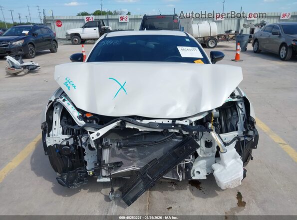 JF1ZNBE14S9760989 2025 TOYOTA GR86 White Vista interior trasera