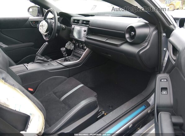 JF1ZNBE16S9760637 2025 TOYOTA GR86 Silver 