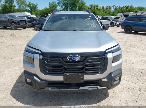 JF2BUPAD4TY460616 2026 SUBARU OUTBACK Silver Widok z przodu