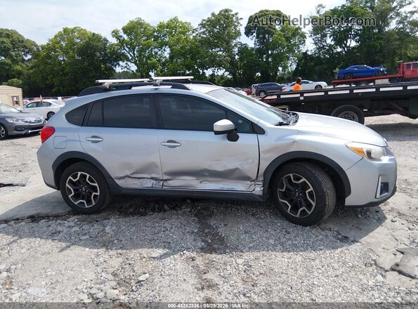 JF2GPABC9G8232102 2016 SUBARU CROSSTREK Silver Widok wnętrza z tyłu