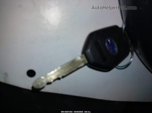 JF2GPADC9HH279855 2017 SUBARU CROSSTREK Gray Widok deski rozdzielczej