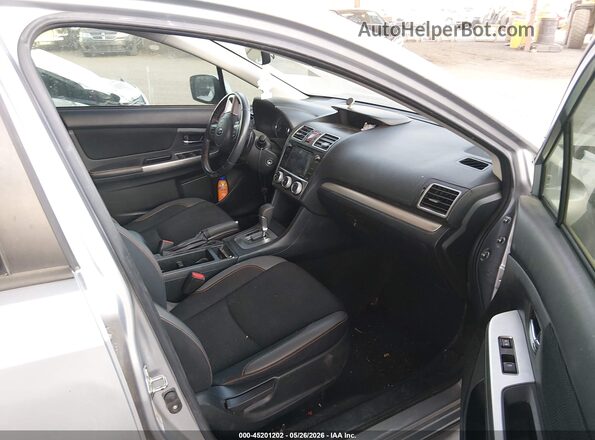 JF2GPADC9HH279855 2017 SUBARU CROSSTREK Gray Widok wnętrza z przodu