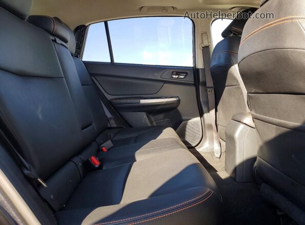 JF2GPANC1HH232303 2017 SUBARU CROSSTREK Gray Սալոնի հետևի տեսք