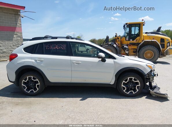 JF2GPANC6G8268793 2016 SUBARU CROSSTREK White Widok wnętrza z tyłu