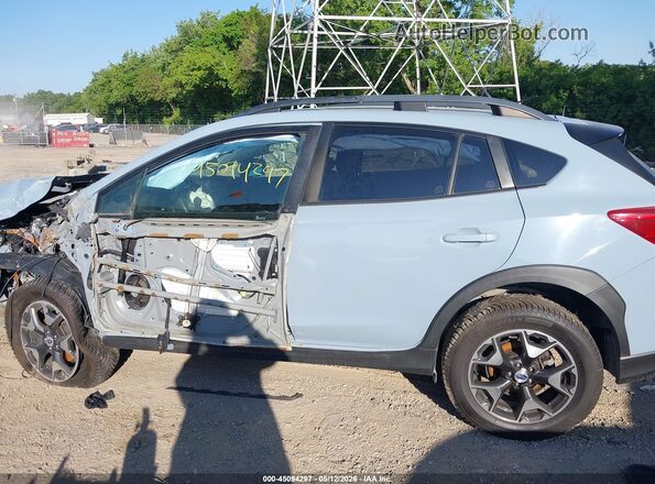 JF2GTAAC7JH331392 2018 SUBARU CROSSTREK Light Blue 
