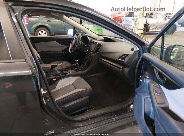 JF2GTABC7JG325306 2018 SUBARU CROSSTREK Серый Вид салона спереди