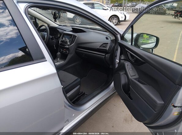 JF2GTABCXNH210134 2022 SUBARU CROSSTREK Silver Вид салону спереду