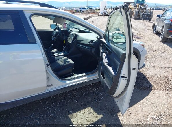 JF2GTACC1K8325344 2019 SUBARU CROSSTREK White Vista interior delantera