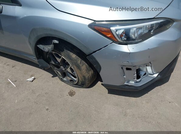 JF2GTACC2JH209830 2018 SUBARU CROSSTREK Silver Vista frontal