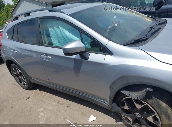 JF2GTACC2JH209830 2018 SUBARU CROSSTREK Silver Vista interior trasera