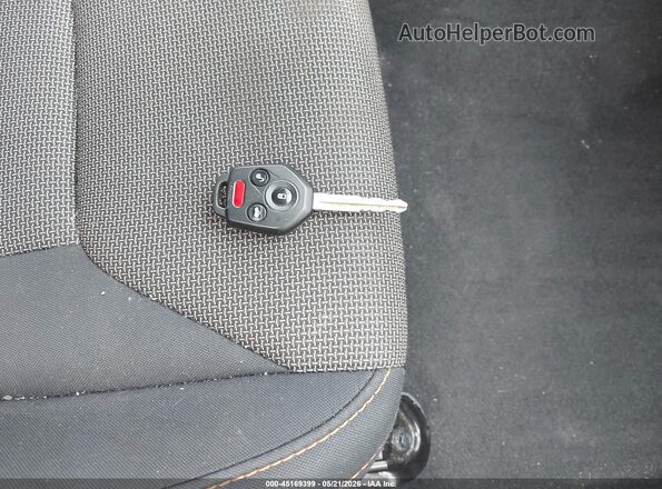 JF2GTACC2K8301926 2019 SUBARU CROSSTREK Белый Вид панели приборов