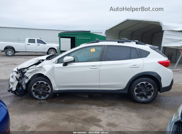 JF2GTACC2MG363237 2021 SUBARU CROSSTREK White Widok wnętrza z tyłu