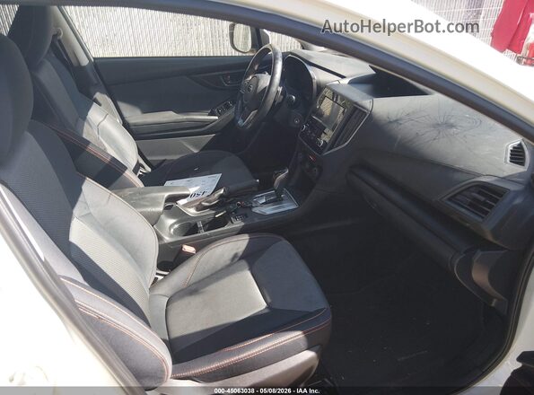 JF2GTACC9K8297180 2019 SUBARU CROSSTREK White წინა სალონის ხედი