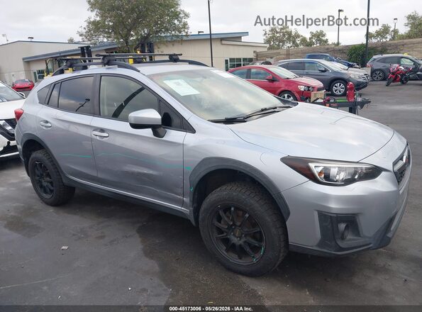 JF2GTACCXK8320563 2019 SUBARU CROSSTREK Silver Front view