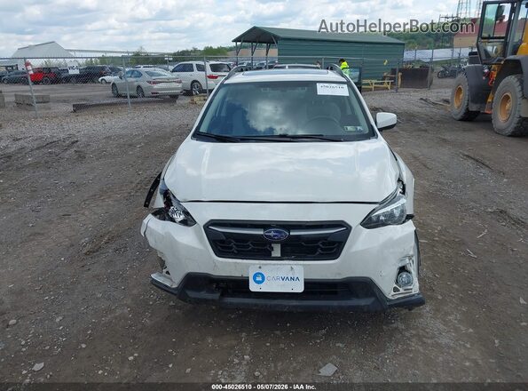 JF2GTADC7J8345563 2018 SUBARU CROSSTREK White Widok wnętrza z tyłu