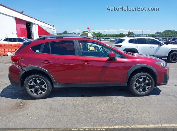 JF2GTADC7JH324373 2018 SUBARU CROSSTREK Красный Вид задней части салона