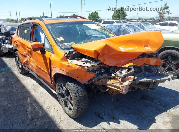 JF2GTAEC4LH211739 2020 SUBARU CROSSTREK Orange Vista frontal