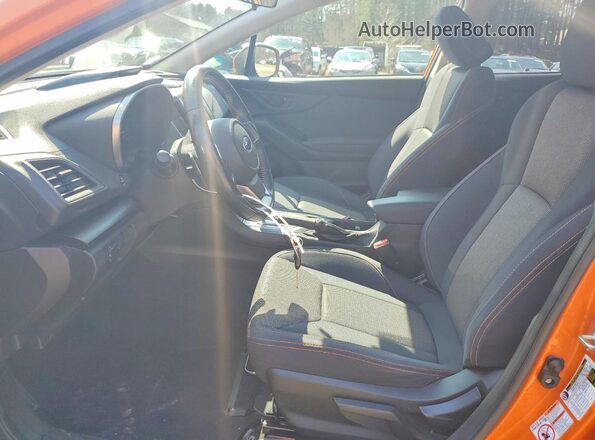 JF2GTAEC7KH206694 2019 SUBARU CROSSTREK Orange Вид салону спереду
