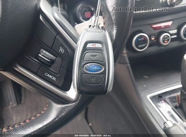 JF2GTAJC2JH280965 2018 SUBARU CROSSTREK Light Blue Widok deski rozdzielczej