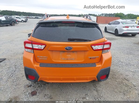 JF2GTAJC2JH317531 2018 SUBARU CROSSTREK Orange 