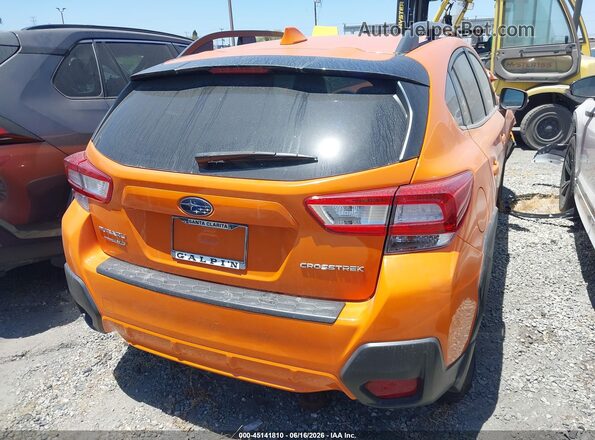 JF2GTAJC9JH307269 2018 SUBARU CROSSTREK Orange 