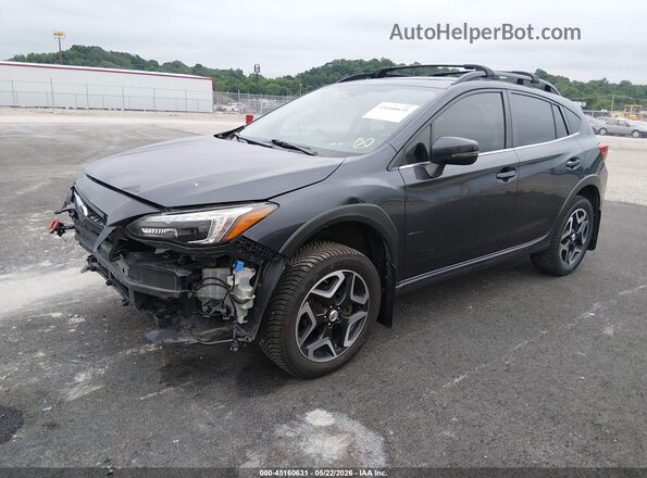 JF2GTAMC3JH320675 2018 SUBARU CROSSTREK Gray Vista tres cuartos delantera izquierda