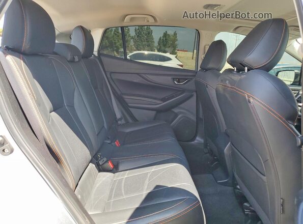 JF2GTANC9KH290467 2019 SUBARU CROSSTREK Silver უკანა სალონის ხედი