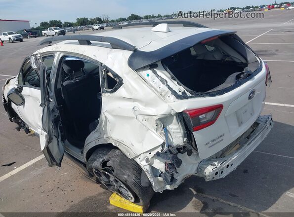 JF2GTAPC0N8201516 2022 SUBARU CROSSTREK White Սալոնի հետևի տեսք