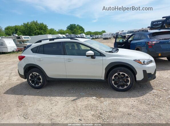 JF2GTAPC4M8364507 2021 SUBARU CROSSTREK White 