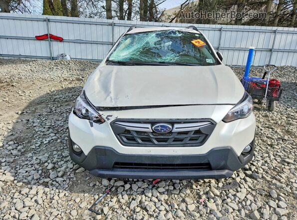 JF2GTAPC5N8232065 2022 SUBARU CROSSTREK Белый Вид спереди