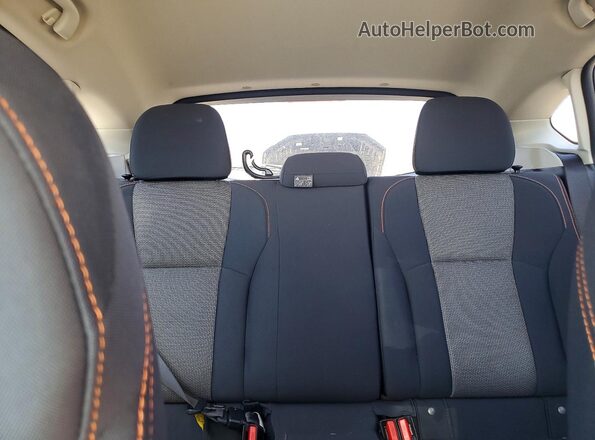 JF2GTAPC7MH349225 2021 SUBARU CROSSTREK Red Widok tylnych siedzeń