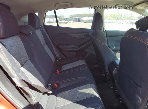 JF2GTAPC7MH349225 2021 SUBARU CROSSTREK Red Widok wnętrza z tyłu