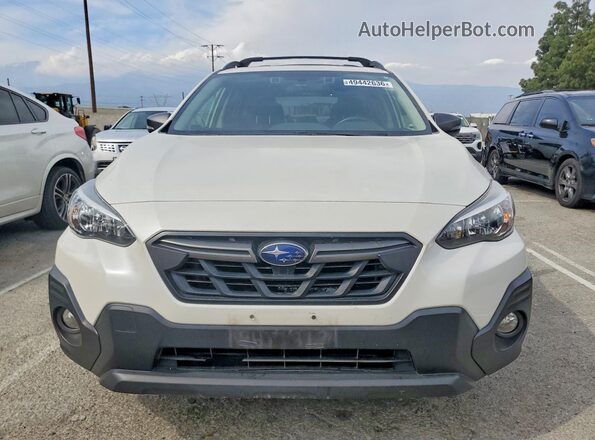 JF2GTHSC5NH266121 2022 SUBARU CROSSTREK White Vista frontal