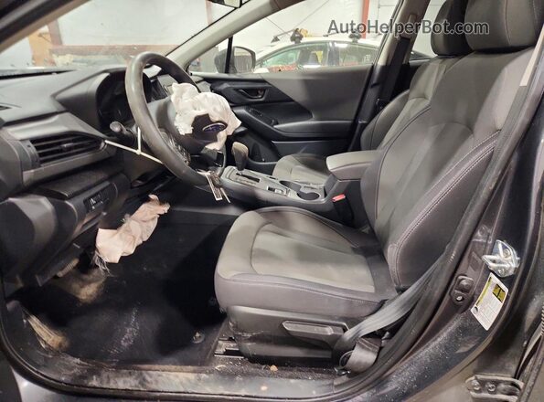 JF2GUABC8R8866674 2024 SUBARU CROSSTREK Gray 
