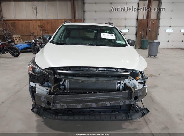 JF2GUADC1RH909586 2024 SUBARU CROSSTREK White Սալոնի հետևի տեսք