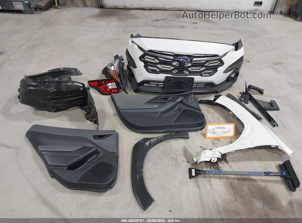JF2GUADC1RH909586 2024 SUBARU CROSSTREK White Սարքավորումների վահանակի տեսք