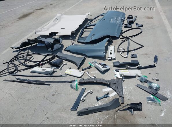 JF2GUADC8R8234741 2024 SUBARU CROSSTREK Gray ხელსაწყოთა პანელის ხედი