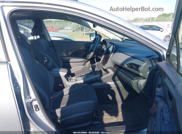 JF2GUHDC1SH291426 2025 SUBARU CROSSTREK Silver Widok wnętrza z przodu