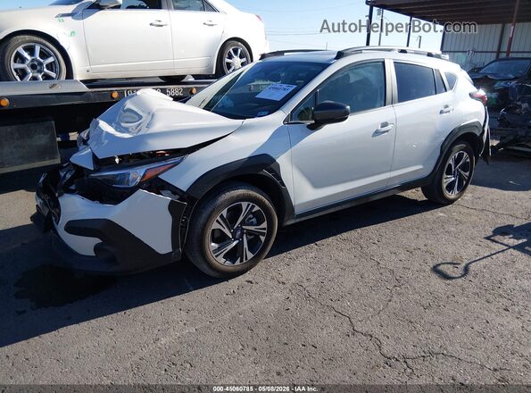 JF2GUHDC7S8203429 2025 SUBARU CROSSTREK White წინა მარცხენა ხედი სამი მეოთხედიდან