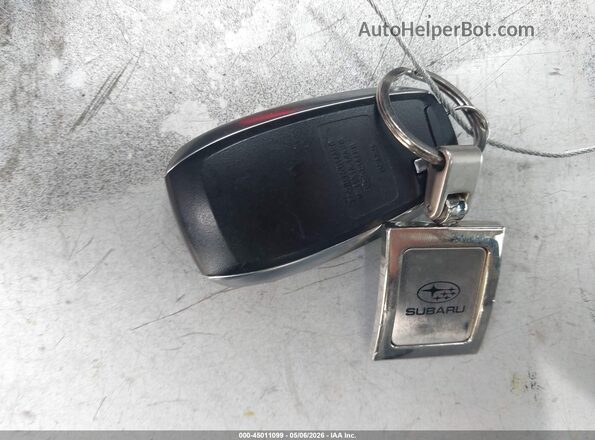 JF2GUHDC7S8343593 2025 SUBARU CROSSTREK White Առջևի վահանակի տեսք