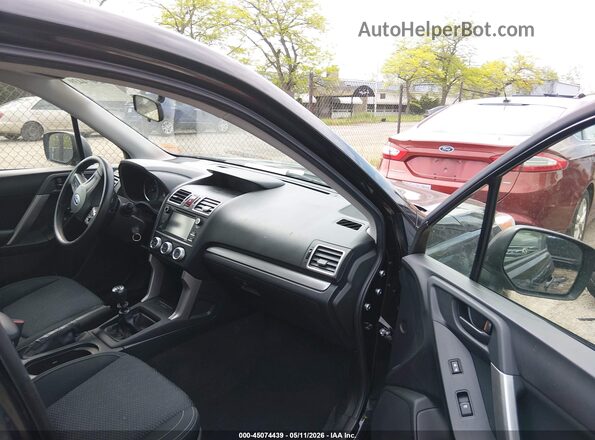 JF2SJAAC4GG525991 2016 SUBARU FORESTER 2.5 Черный Вид салона спереди