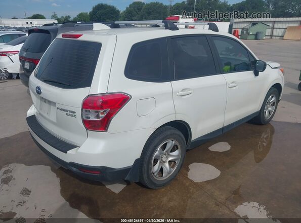JF2SJAAC9GG424638 2016 SUBARU FORESTER Белый Задняя правая четверть