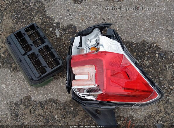 JF2SJABC0HH435988 2017 SUBARU FORESTER Белый Вид щитка приборов