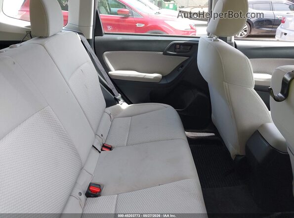 JF2SJABC1JH415903 2018 SUBARU FORESTER Silver Вид наклейки з VIN-кодом