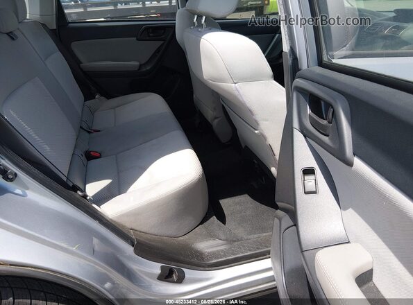 JF2SJABC4GH532089 2016 SUBARU FORESTER Silver VIN կոդի պիտակի տեսք